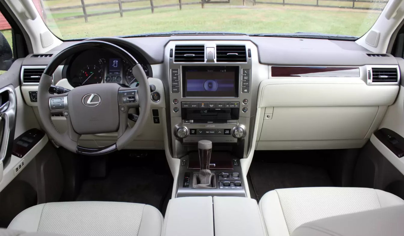 Lexus GX 460 Interior