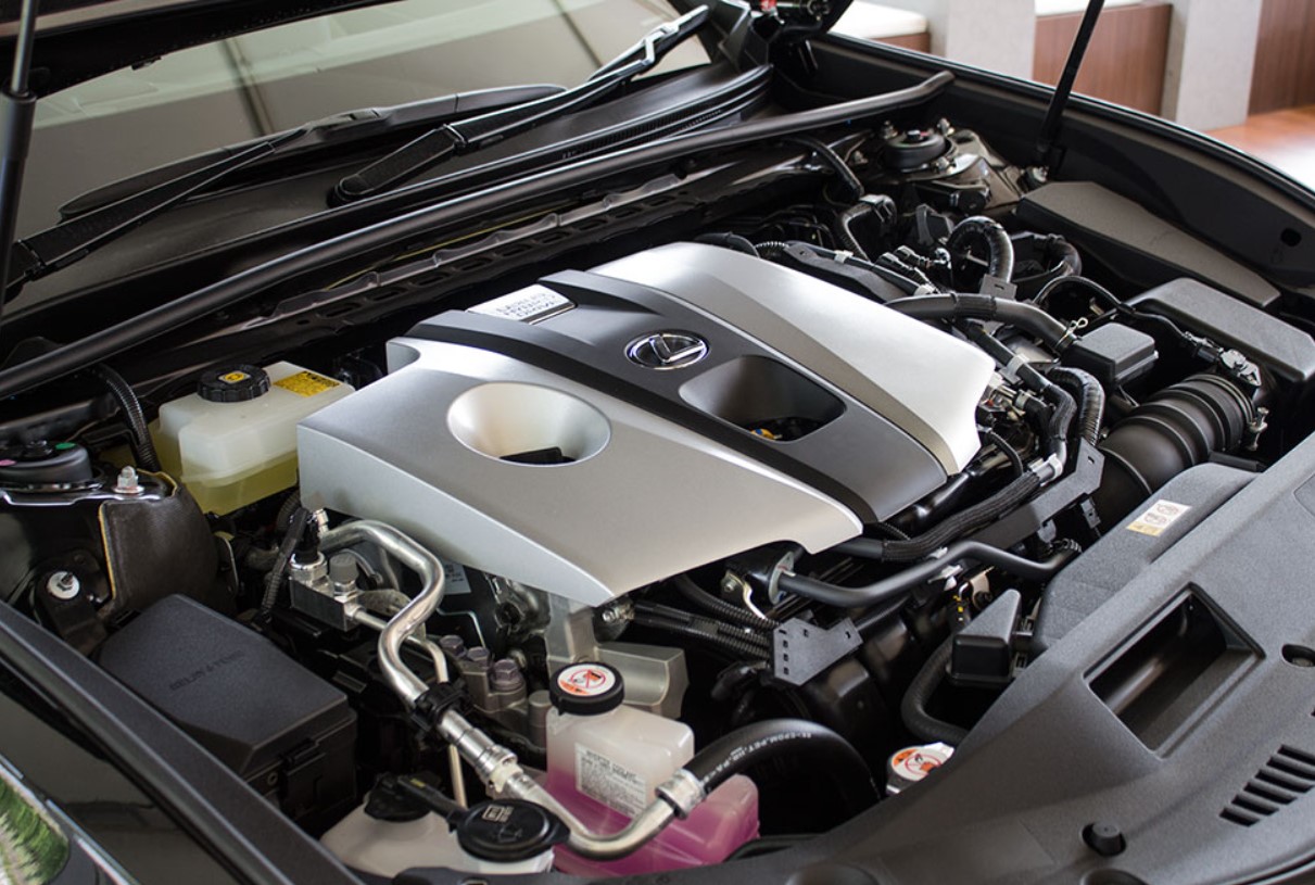 2022 Lexus ES 300h Engine