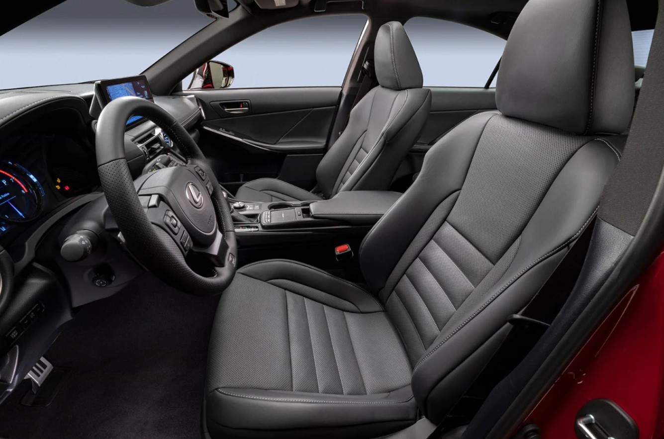 2022 Lexus IS 500 AWD Interior