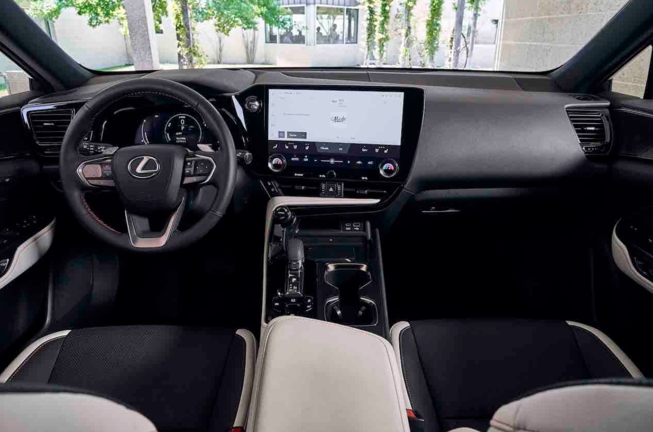 2023 Lexus NX 450h Hybrid Interior